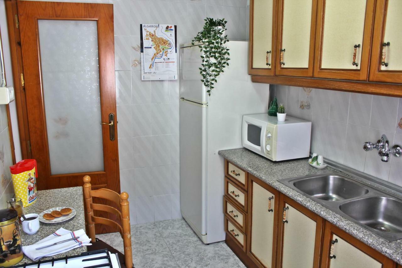 Casa Tita Laura Villa อัลการ์โรโบ ภายนอก รูปภาพ